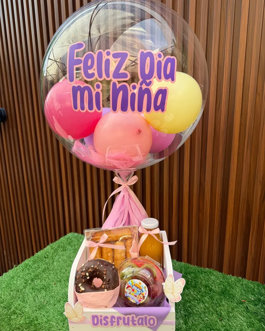 Desayuno Romántico con 6 Rosas